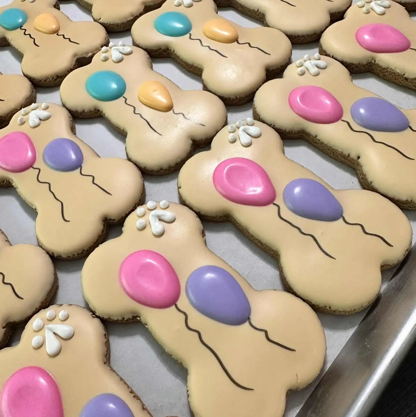 Celebration Balloon Dog Cookie