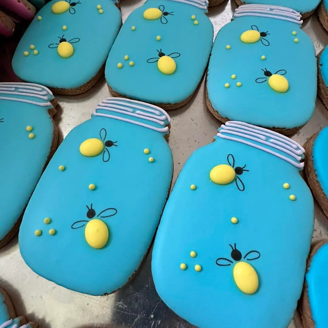 Lightning Bug Jar Dog Cookie